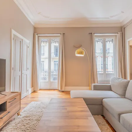 Le Vauban T3 Hyper Centre *